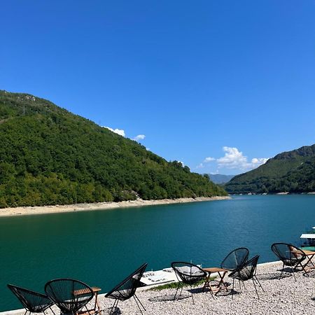 فندق Glamping Bagrem Jablanica المظهر الخارجي الصورة