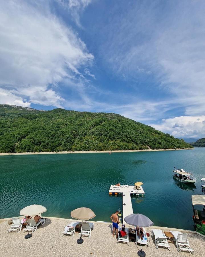 فندق Glamping Bagrem Jablanica المظهر الخارجي الصورة