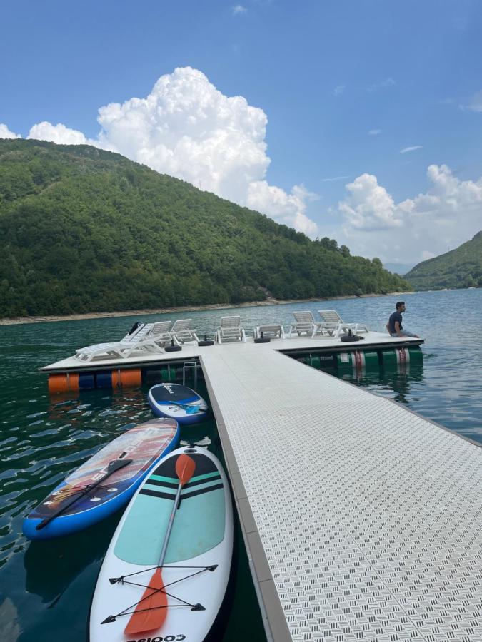 فندق Glamping Bagrem Jablanica المظهر الخارجي الصورة