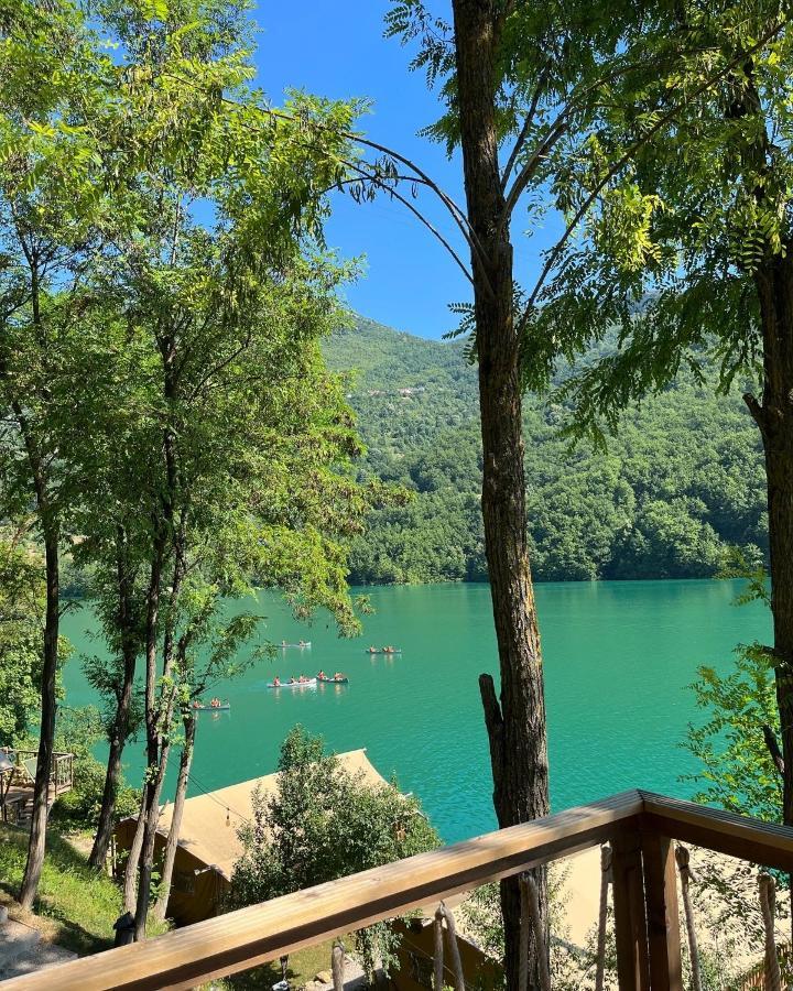 فندق Glamping Bagrem Jablanica المظهر الخارجي الصورة